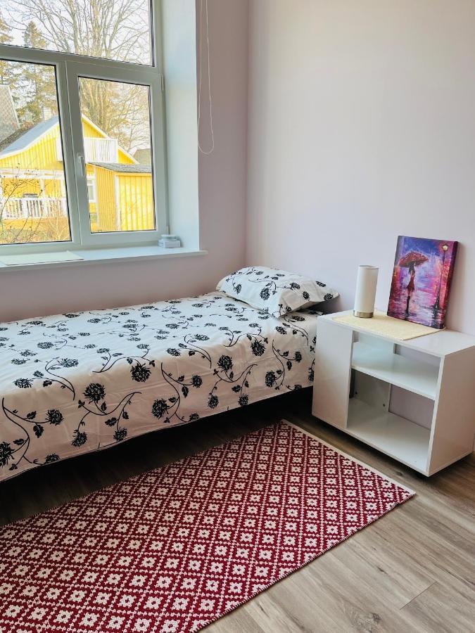 Maria Apartment Roomassaare Kuressaare Esterno foto